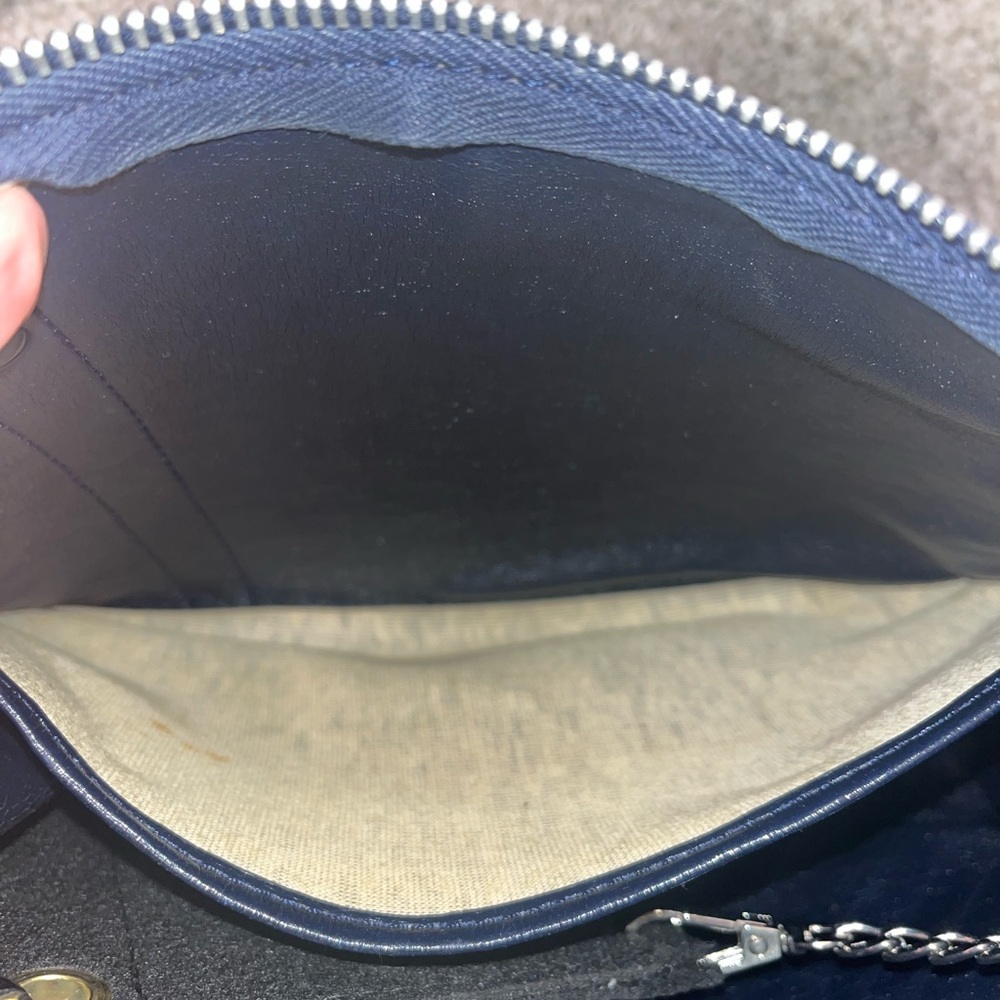 This is a vintage Christian Dior clutch/pouch signature navy Oblique monogram - Picture 13 of 14